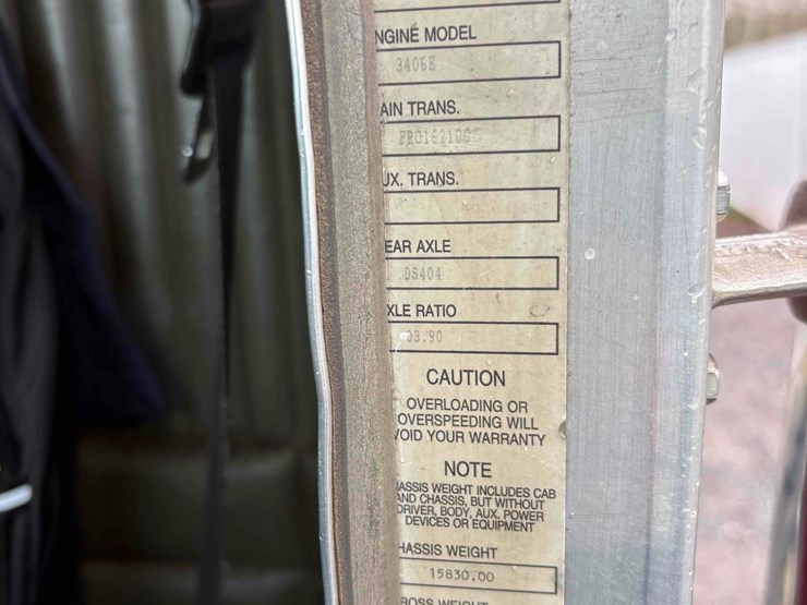 1998-kenworth-t800-image-25