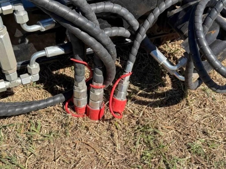 giyi-skid-steer-stump-grinder-image-8