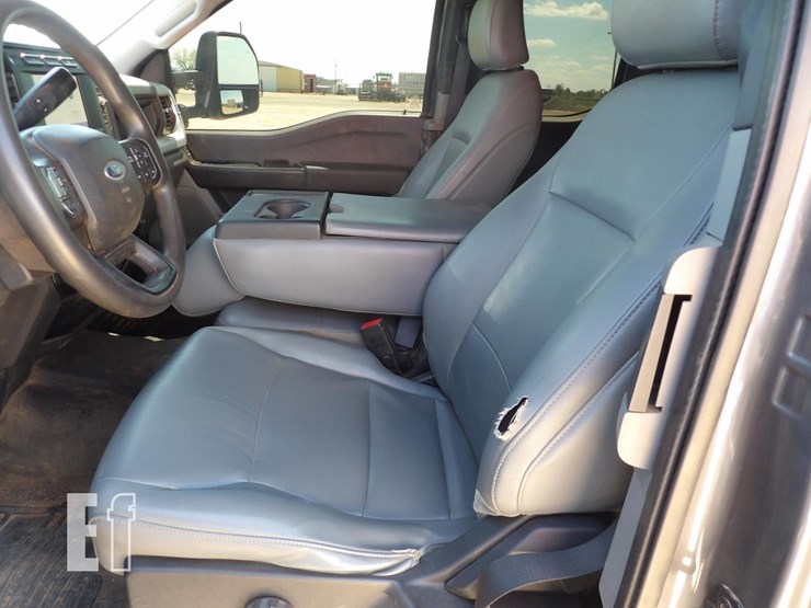 2023-ford-f350-image-12