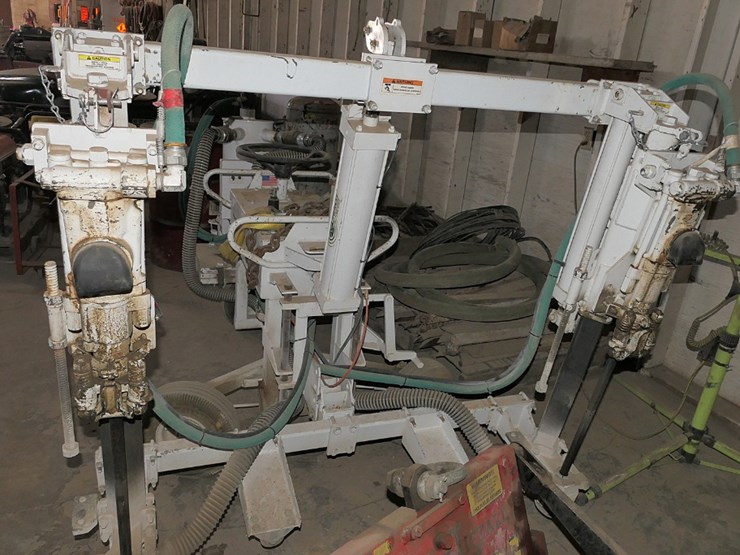 minnich-a12200-00002-two-gang-drill,-sn:213-346,-dust-collector-image-2