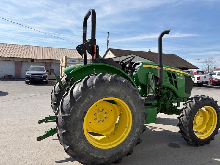john-deere-5075e-image-8