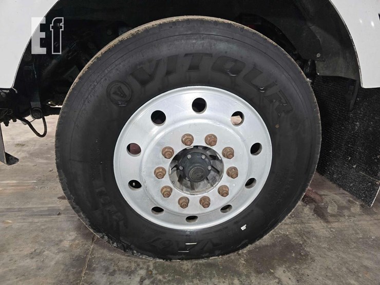 2008-kenworth-t800-image-22