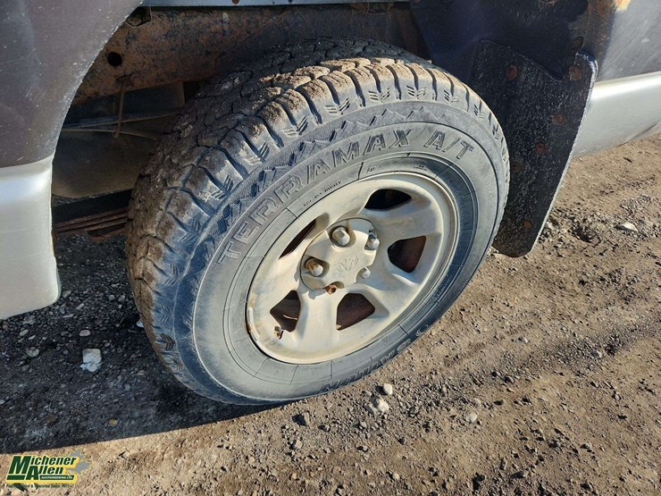 2002-dodge-ram-1500-image-12