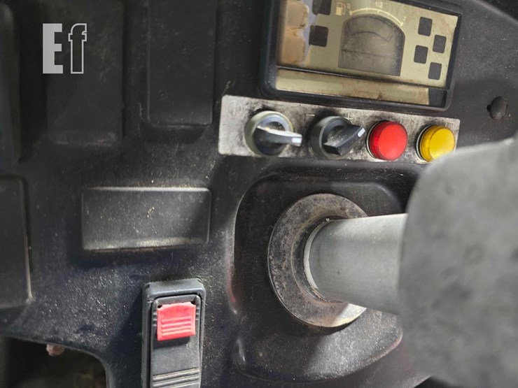 2011-dynapac-ca250d-ii-image-18