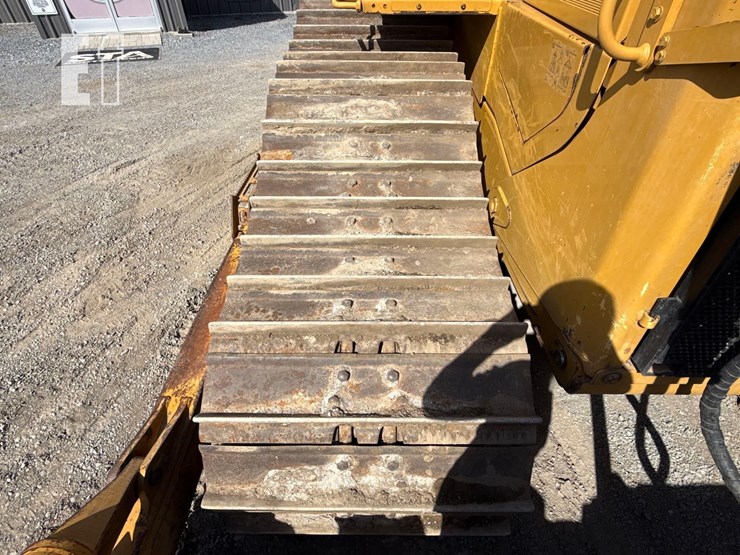 2016-caterpillar-d6t-lgp-image-39