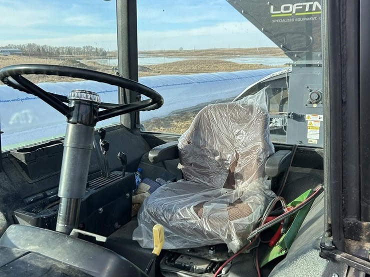 john-deere-4440-image-40