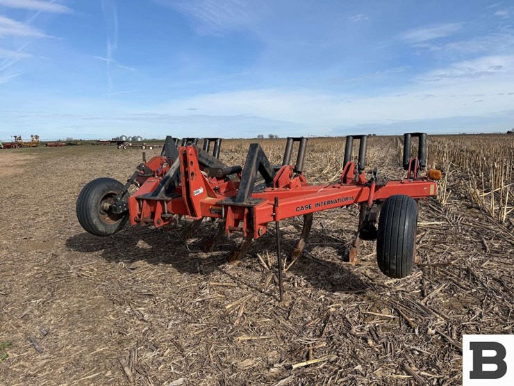 case-ih-6814-image-1