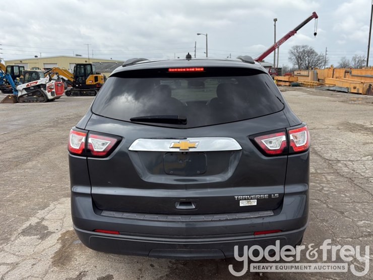 2014-chevrolet-traverse-image-11