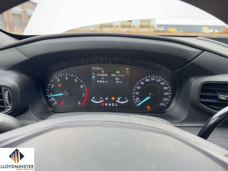 2020-ford-explorer-police-interceptor-image-17