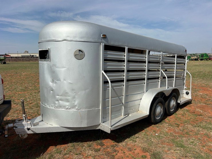 ww-livestock-trailer-image-1