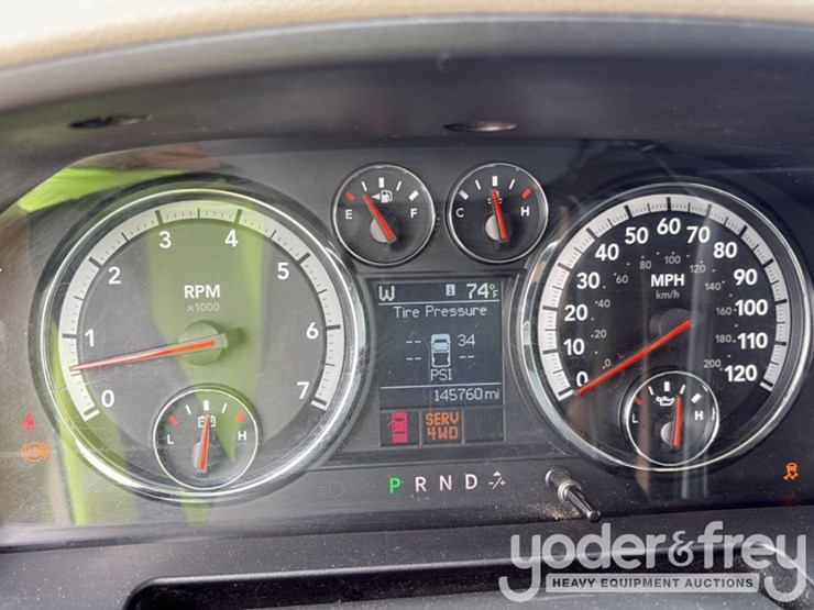 2011-dodge-ram-1500-image-38