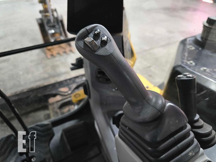 2024-caterpillar-306cr-image-22