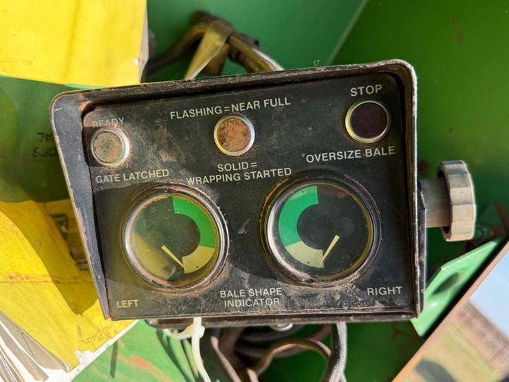 john-deere-530-image-10