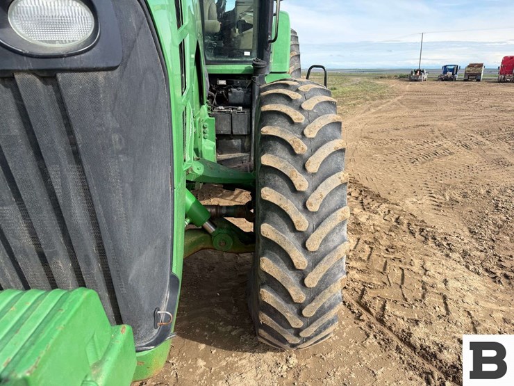 2014-john-deere-8295r-image-12