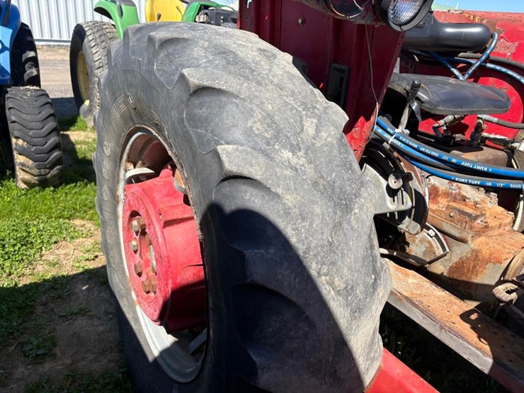 massey-ferguson-165-image-6