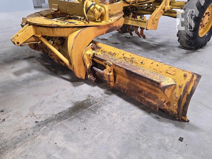 2003-caterpillar-140h-image-11