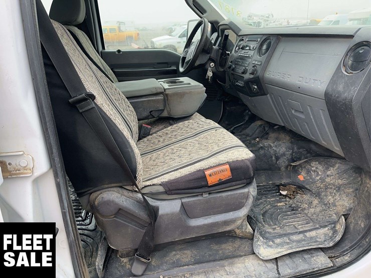 2014-ford-f350-image-16