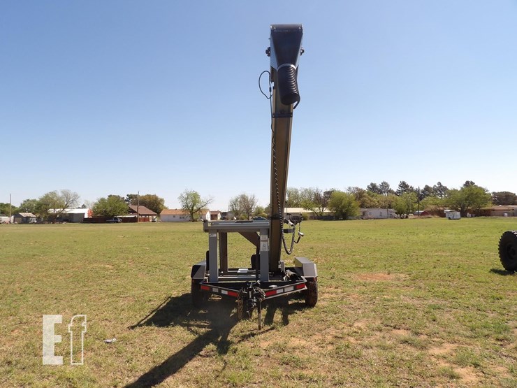 crust-buster-90960600-image-8