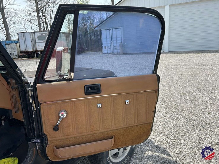 1994-jeep-wrangler-image-88