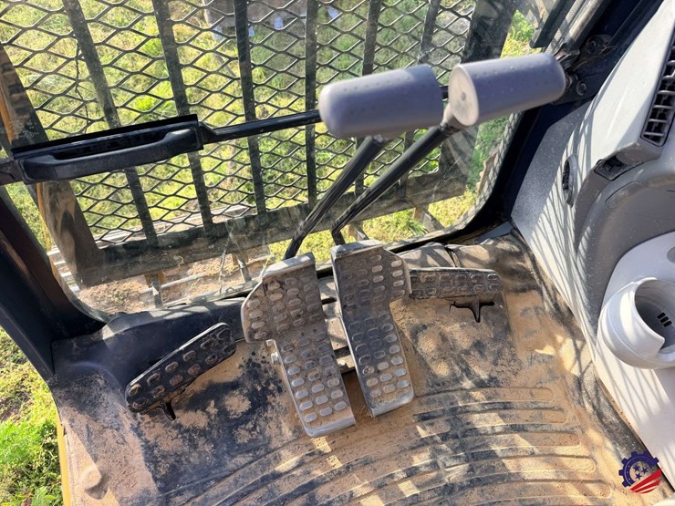 2019-deere-160g-lc-image-94