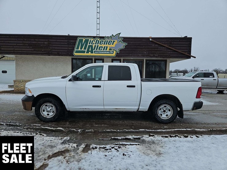 2019-ram-1500-classic-image-2