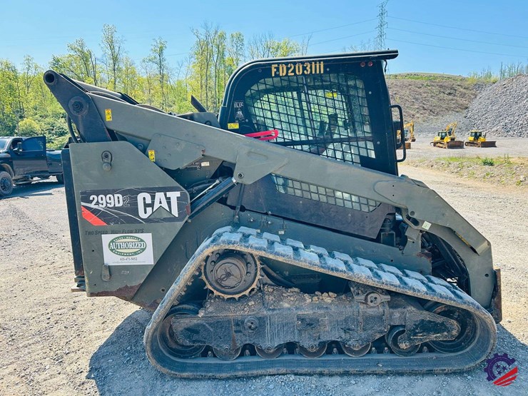 2018-caterpillar-299d2-image-9