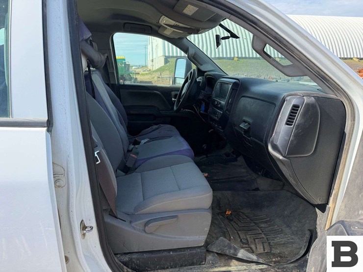 2017-chevrolet-silverado-2500-image-19