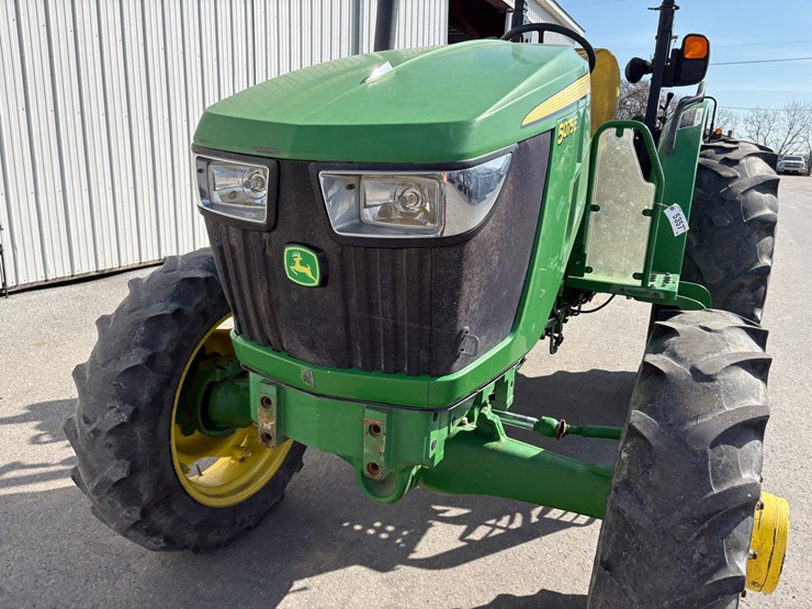 john-deere-5075e-image-18