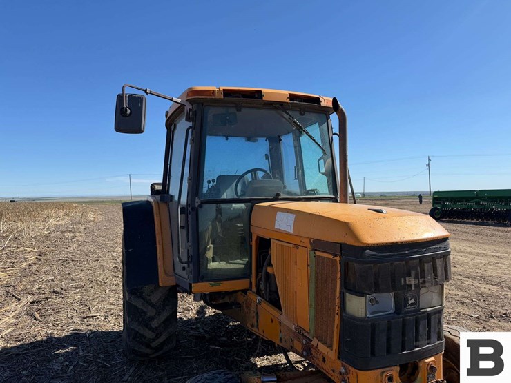 john-deere-tractor-image-9