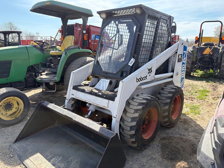 bobcat-742b-image-1