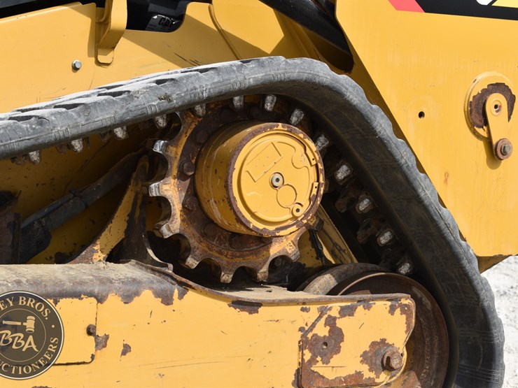 2017-caterpillar-259d-image-23