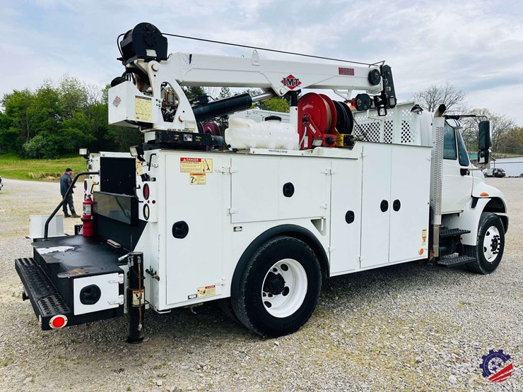 2015-international-durastar-4300-image-7