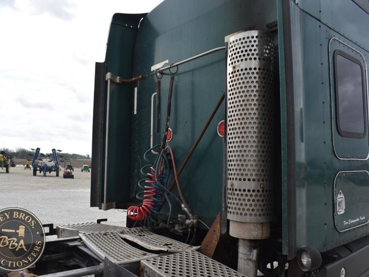 2000-kenworth-t600-image-18