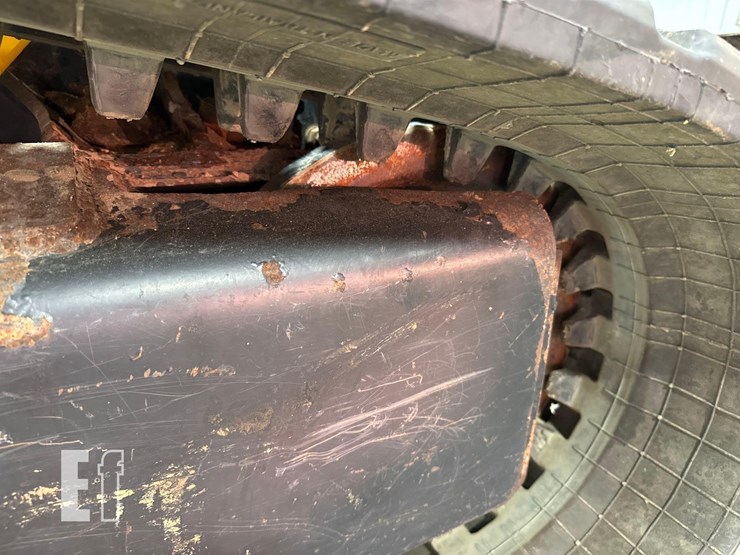 2021-jcb-3ts-8t-image-29