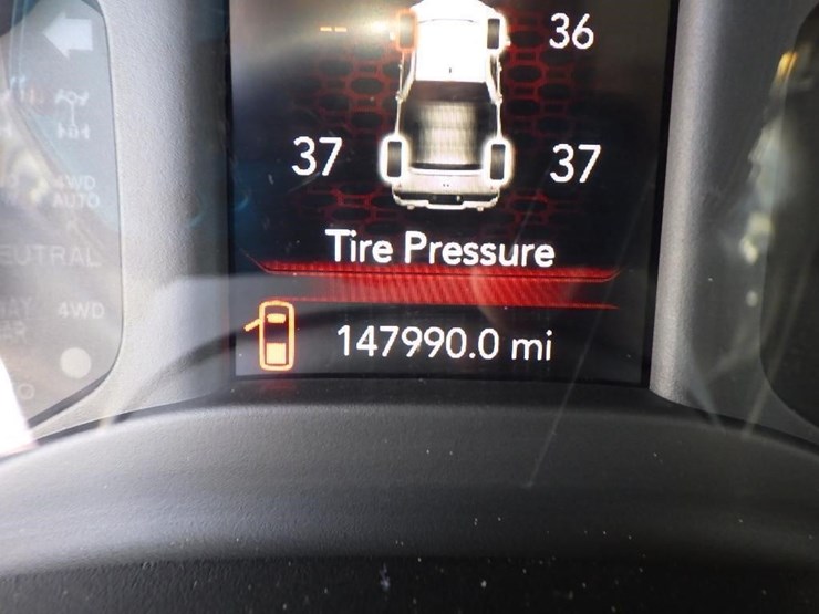 2019-dodge-1500-image-30