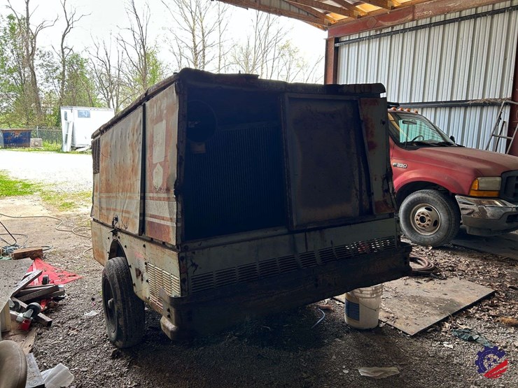 leroi-towable-air-compressor-image-2