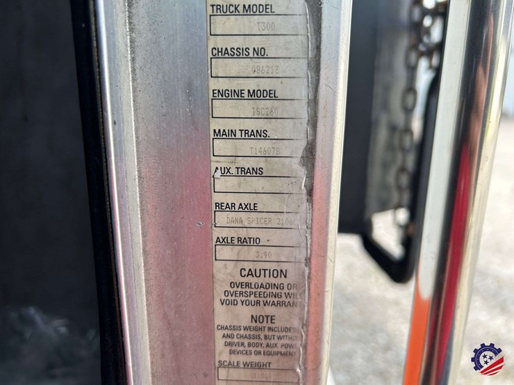 2005-kenworth-t300-image-66