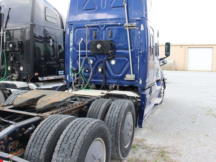 2019-freightliner-cascadia-pt126sl-3akjhhdr0kskl2228-mileage:-688348-image-6