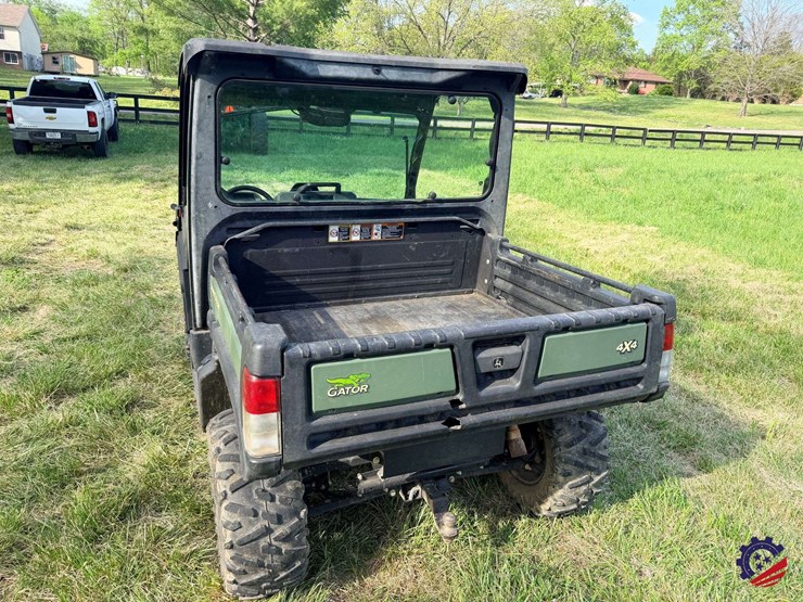 2019-john-deere-gator-xuv-835m-image-6