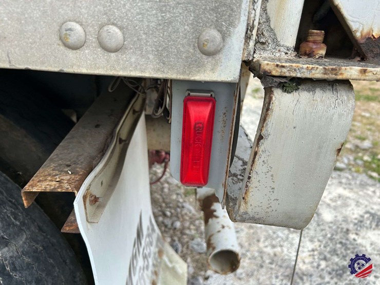 fruehauf-28ft-image-24