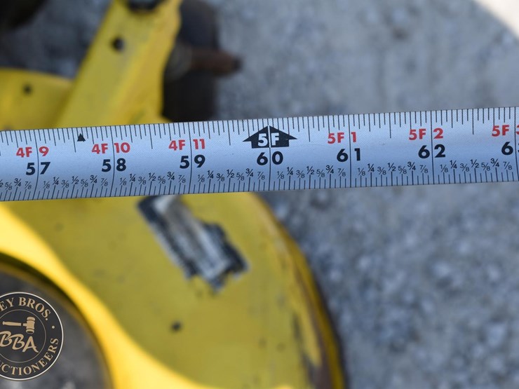 2013-john-deere-x730-image-24