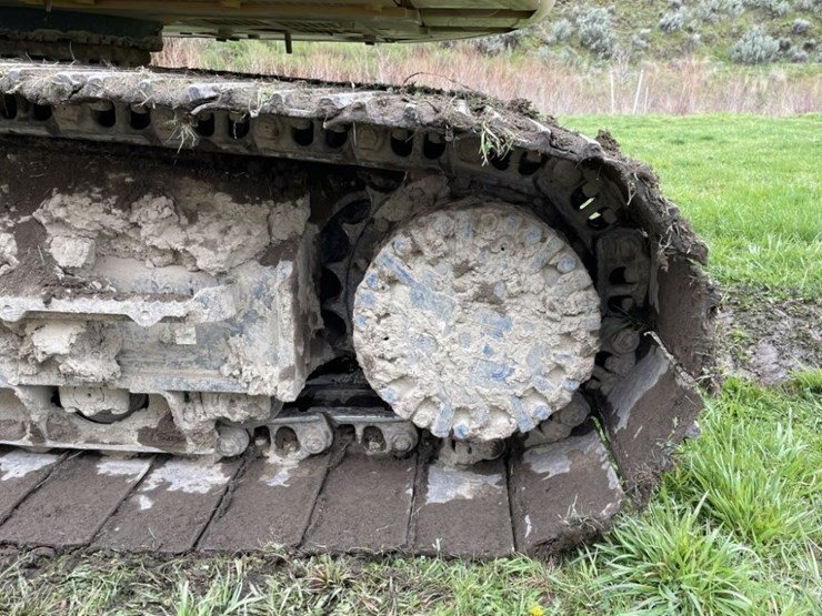 2013-caterpillar-320e-image-16