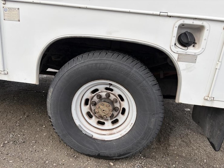 2001-ford-f350-image-5