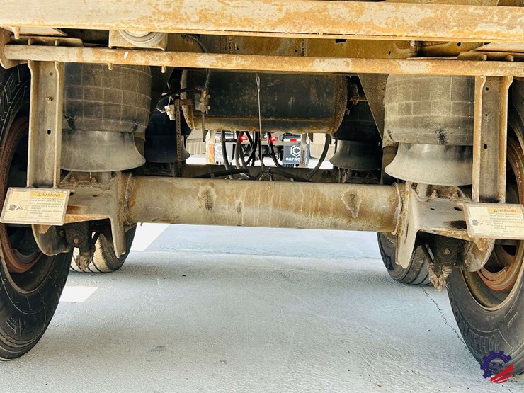 2013-hyundai-translead-image-20