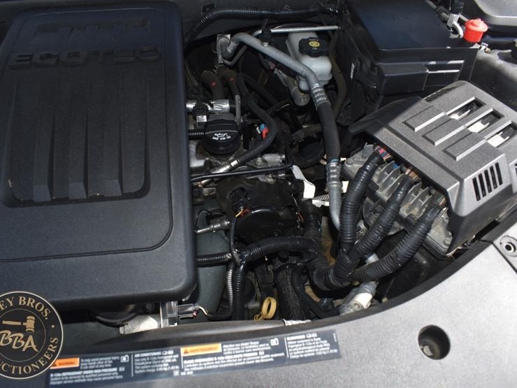 2013-chevrolet-equinox-lt-image-29