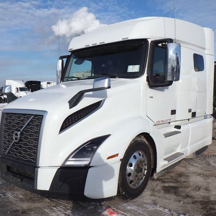 2024 VOLVO VNL 740