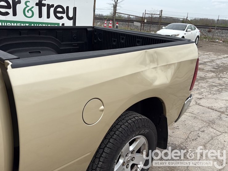 2011-dodge-ram-1500-image-11