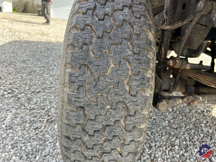 1994-jeep-wrangler-image-28