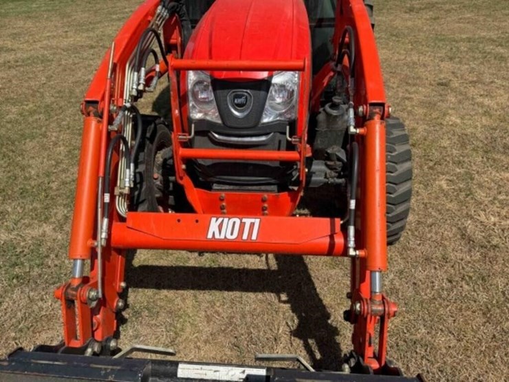 2018-kioti-dk4210-se-tractor-image-19
