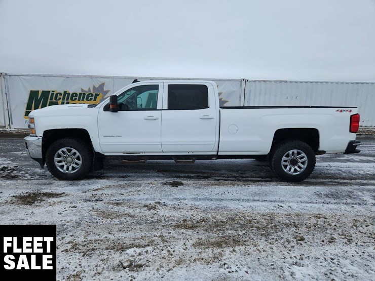2018-chevrolet-silverado-3500hd-image-4